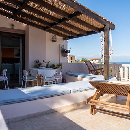 Modern Villas With Gardens And Stunning Views Λυγαριά Εξωτερικό φωτογραφία