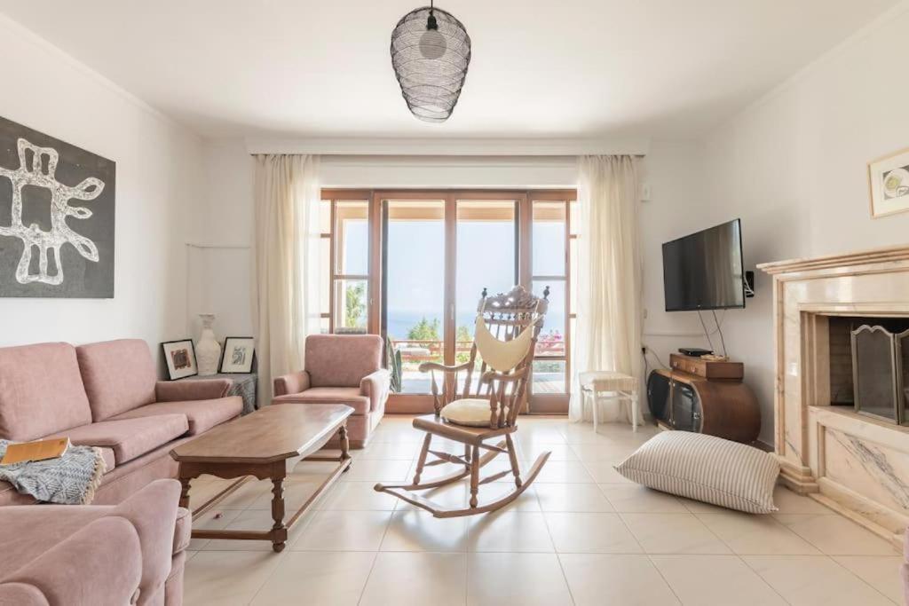 Modern Villas With Gardens And Stunning Views Λυγαριά Εξωτερικό φωτογραφία