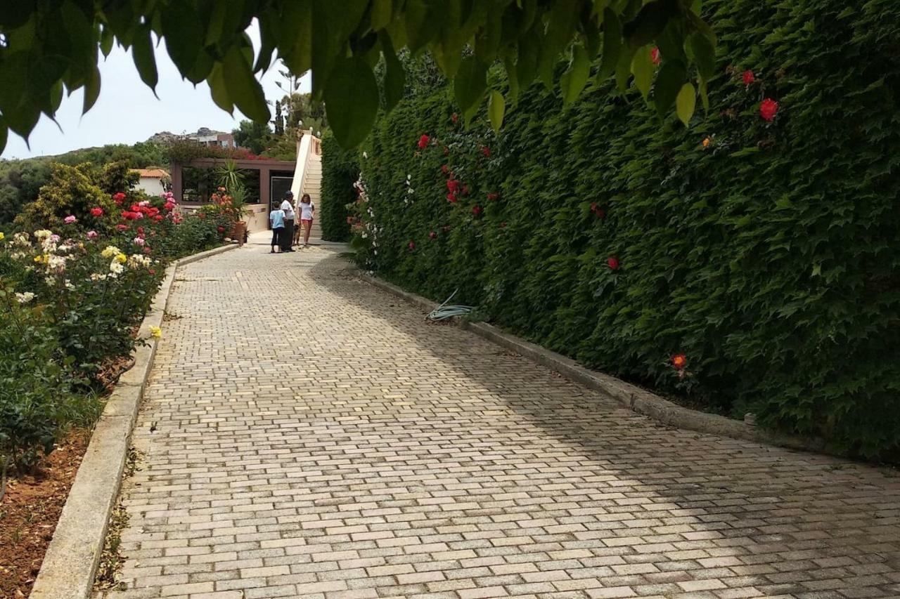 Modern Villas With Gardens And Stunning Views Λυγαριά Εξωτερικό φωτογραφία