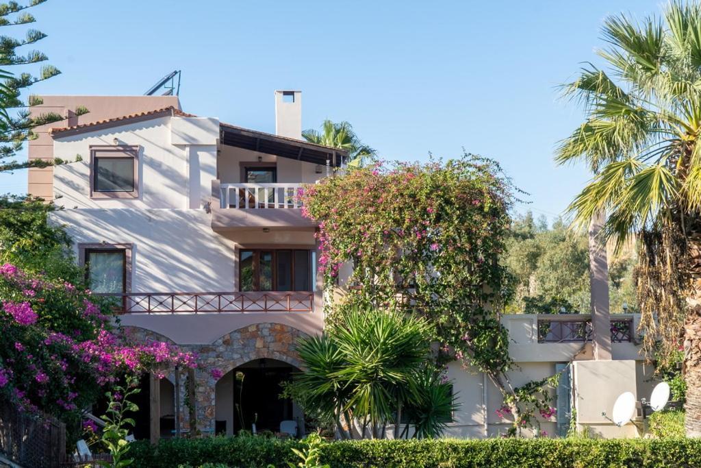 Modern Villas With Gardens And Stunning Views Λυγαριά Εξωτερικό φωτογραφία